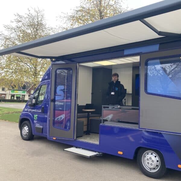 LIGHTSPEED BROADBAND at Springfields Designer Outlet